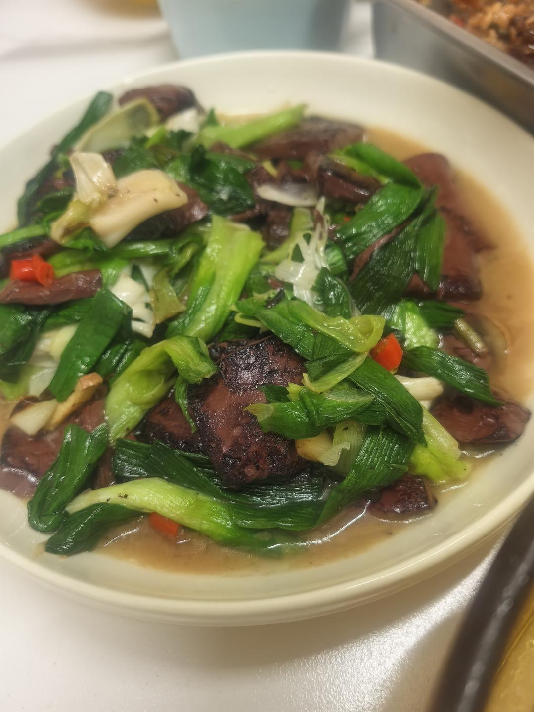 香辣蒜苗炒猪血