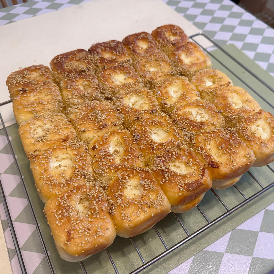 被邻居追着问的蜂蜜脆底小面包｜好吃到停不下来