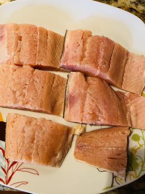 香煎三文鱼和芦笋的做法 步骤3