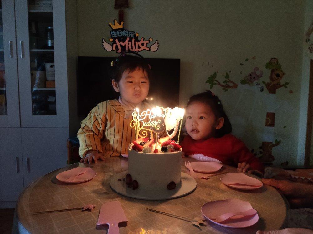 玥宝一周岁生日甜品台