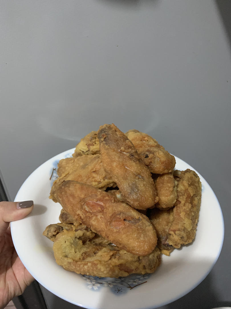 蒜香炸鸡翅