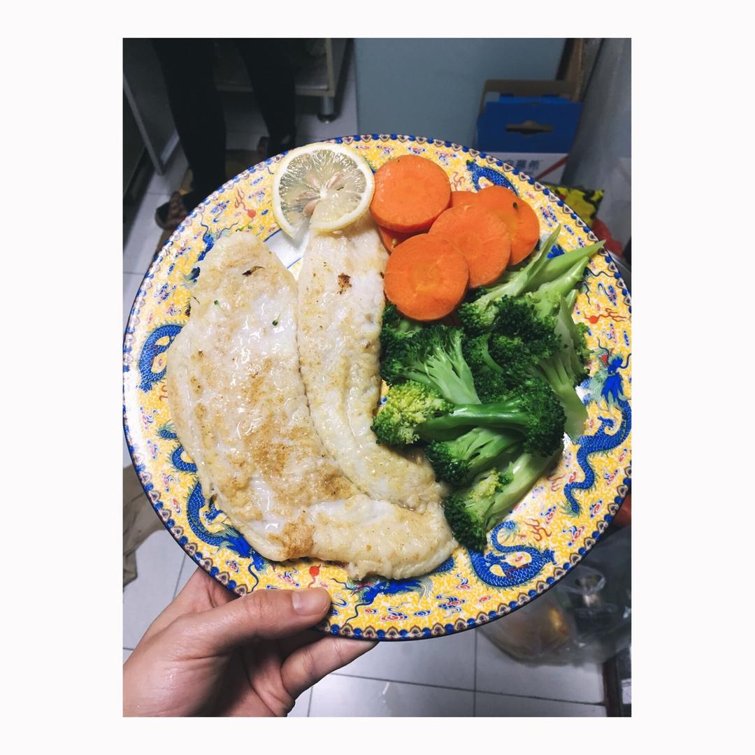 香煎龙利鱼——fit食谱系列