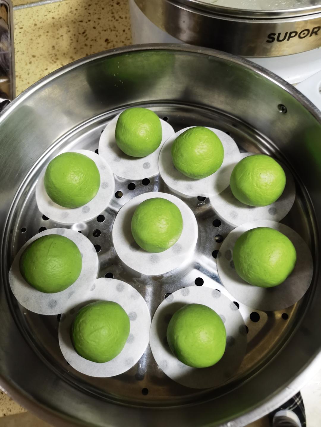 清明必吃的艾草青团