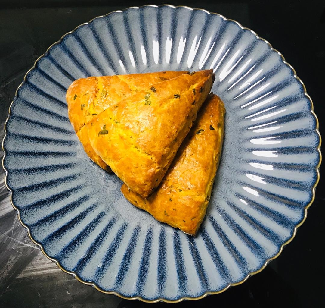 超级好吃的咸味司康Savoury Scones