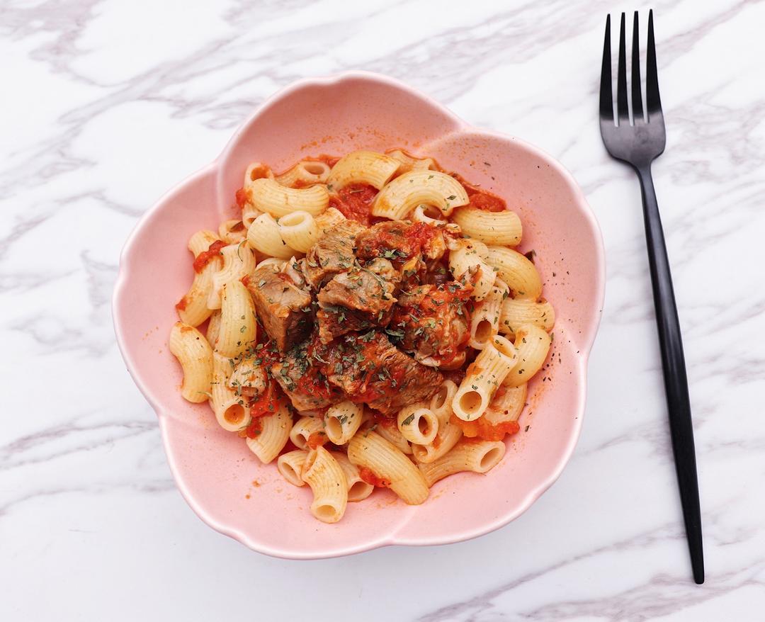 西红柿炖牛肉，酸酸的开胃菜