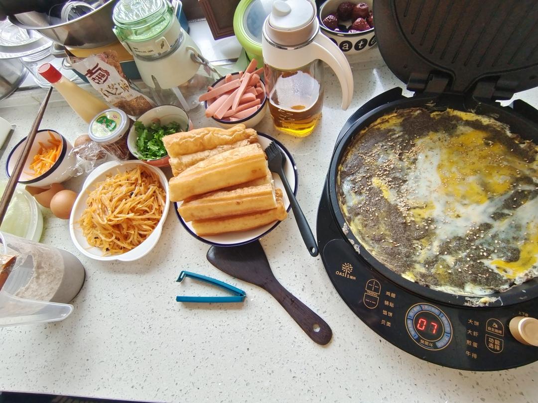 煎饼果子  来一套                       （零基础，内含面糊和酱料的调制方法）