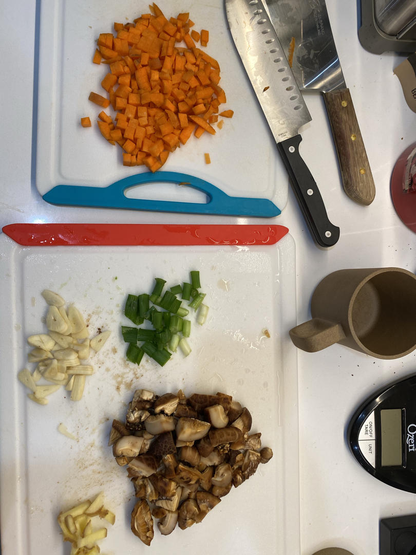 喷香排骨焖饭（爆好吃）