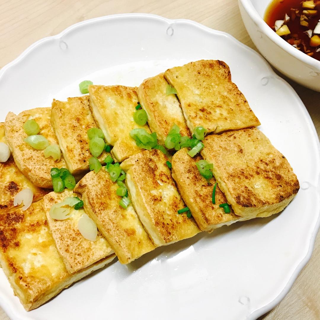 盐煎老豆腐（蘸酱油）