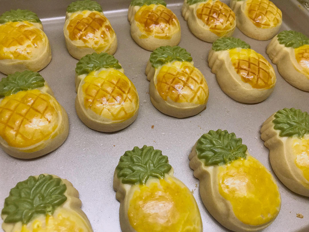 广式凤梨月饼