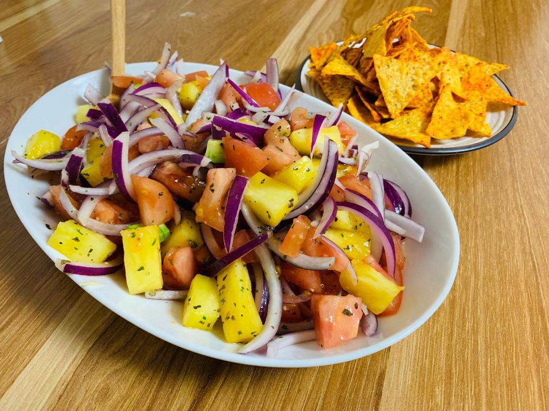 胖哒爱吃竹子做的墨西哥经典莎莎酱(salsa)