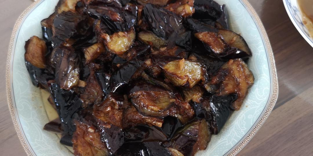 红烧茄子，好吃到舔盘子
