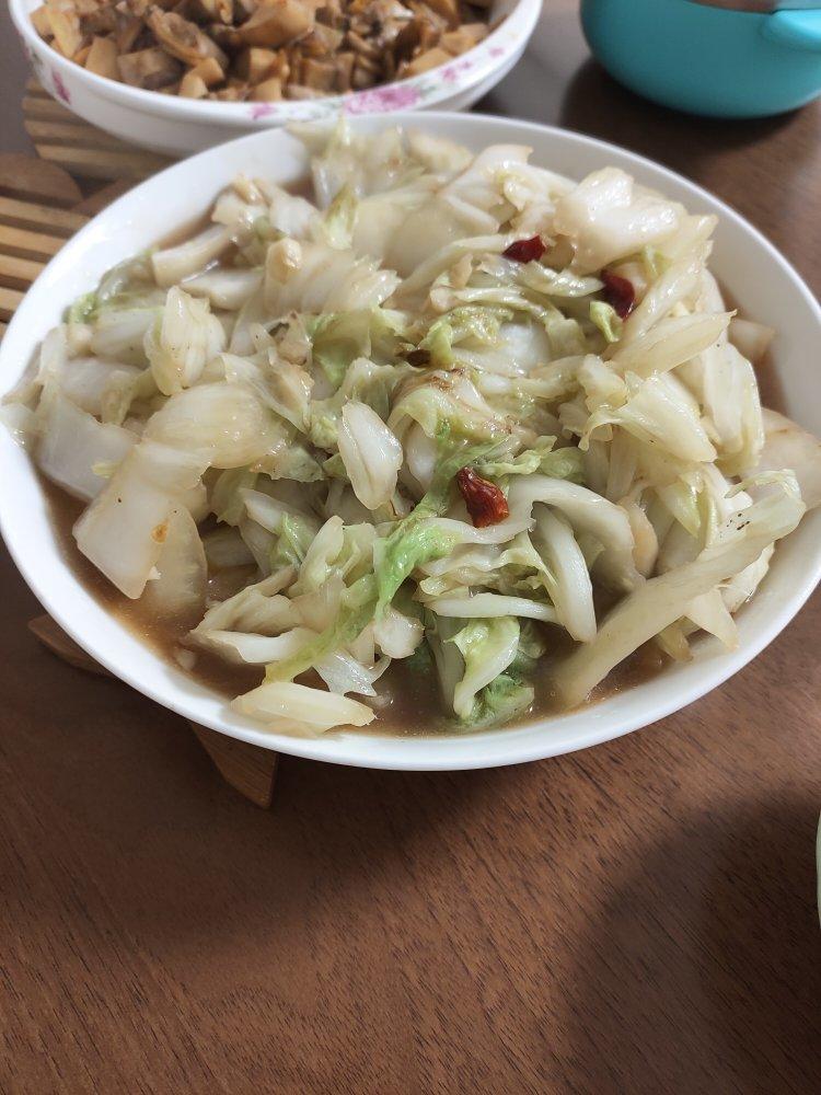 厨师长教你：“酸辣大白菜”的家常做法，酸辣又开胃，收藏了