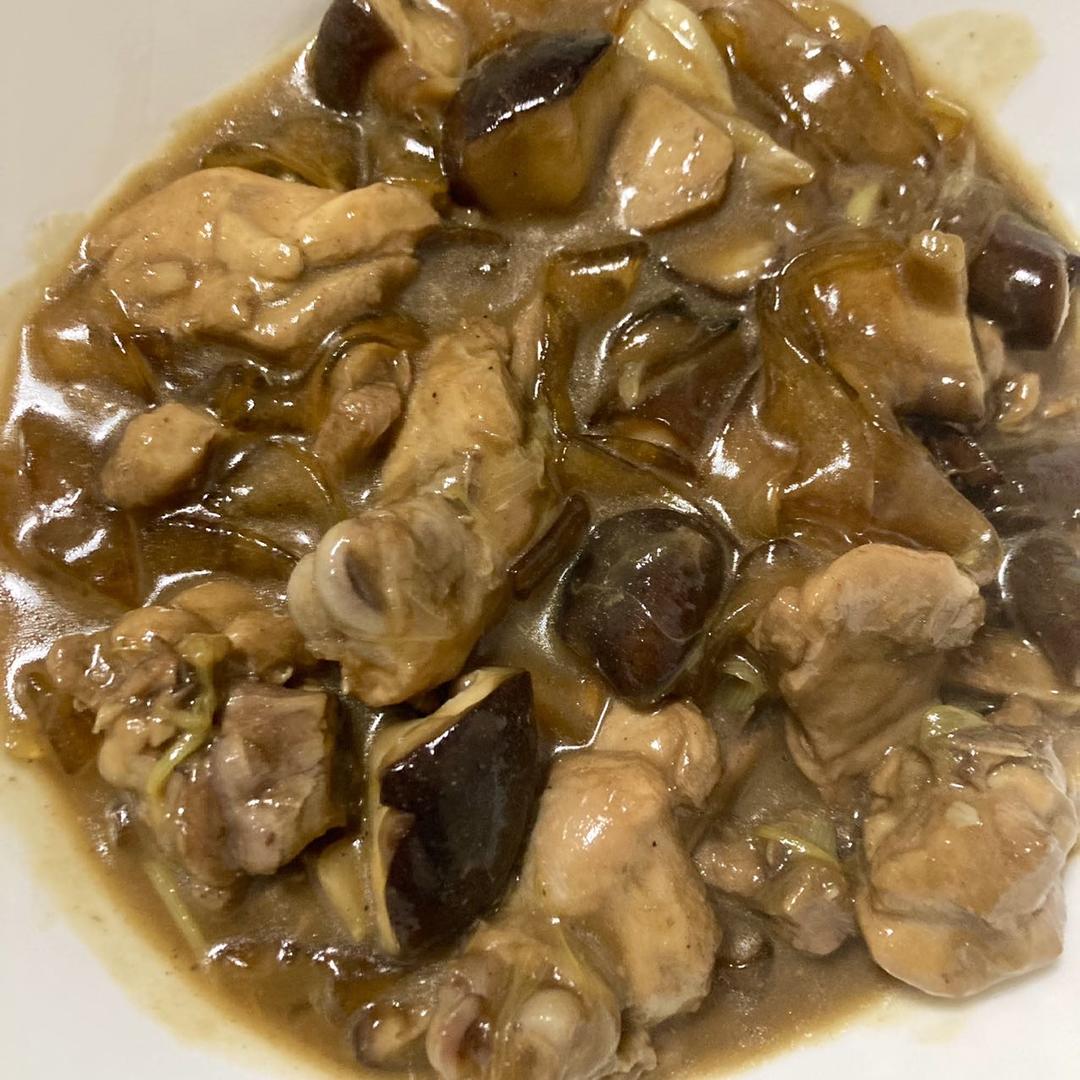 小鸡炖蘑菇