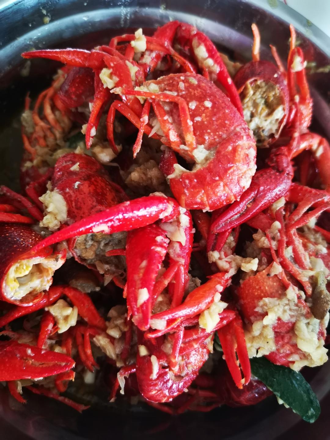 家庭版蒜蓉小龙虾美味不油腻，超好吃的教程来了