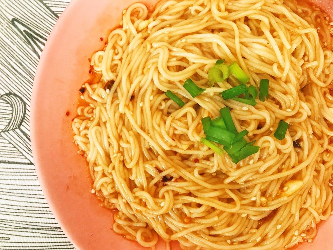 变态辣凉拌米粉