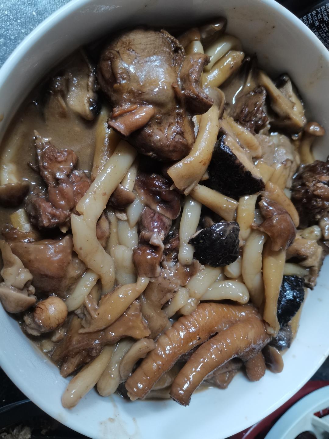 小鸡炖蘑菇(注意一步操作就香气沁人)