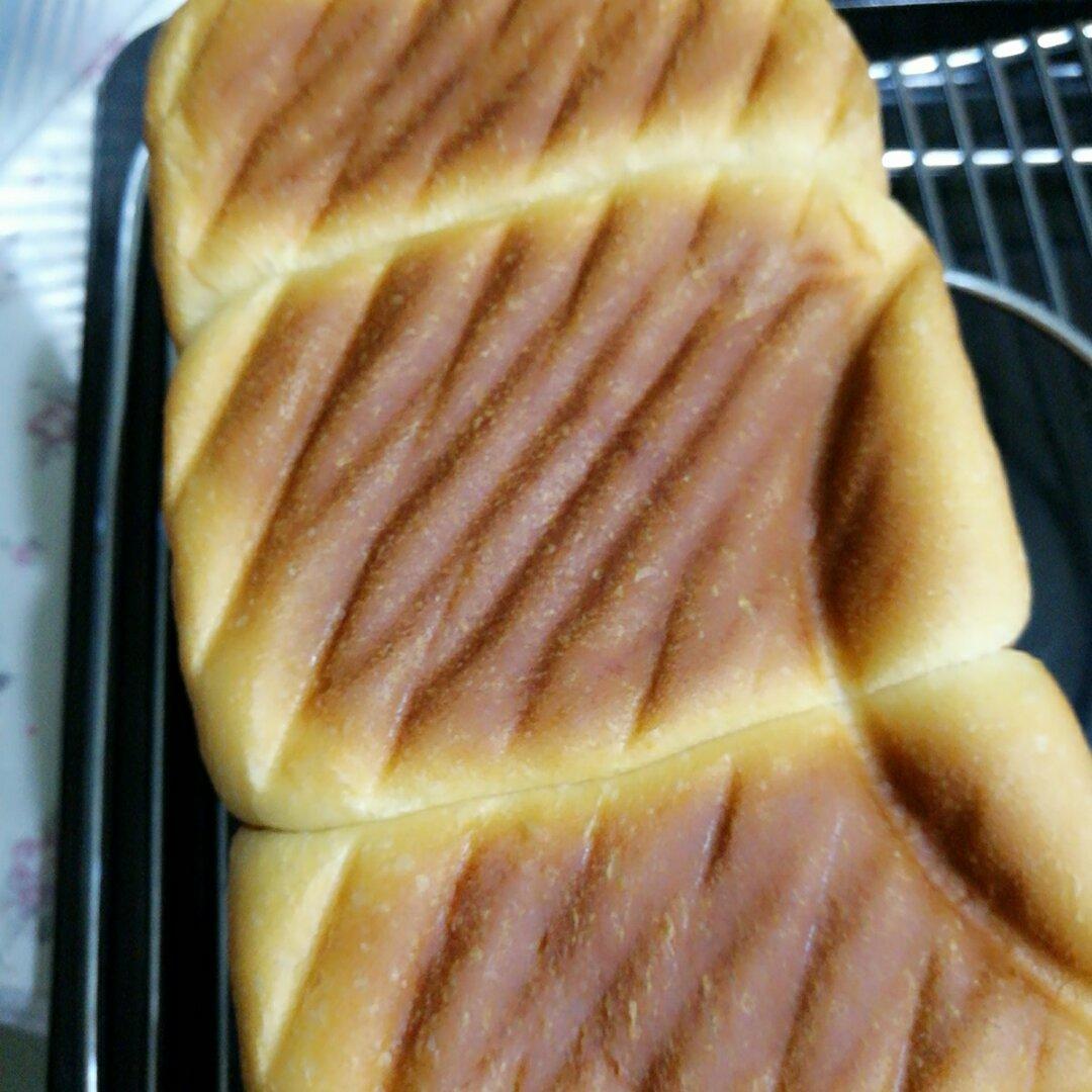奶香超浓郁的淡奶油吐司（消灭淡奶油）