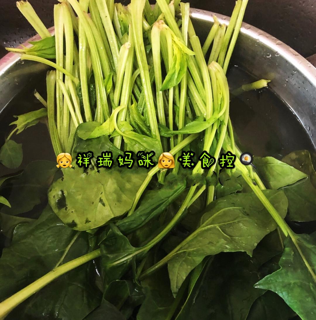 原创 仙草味道 私房菜 亲子味道 菠菜紫菜虾皮面 的做法步骤图 美食美色亲子食记 下厨房