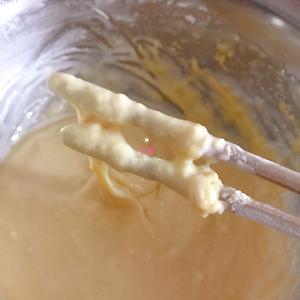 宝宝辅食：酸奶蔓越莓甜甜圈（无糖无泡打粉）的做法 步骤3