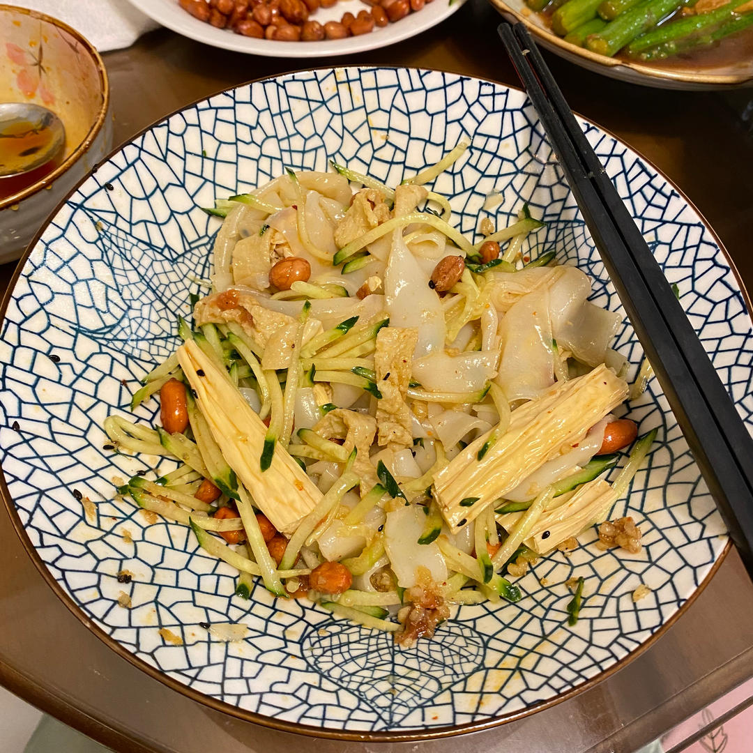 凉皮-家庭自制（告诉你自己做更劲道的秘诀）