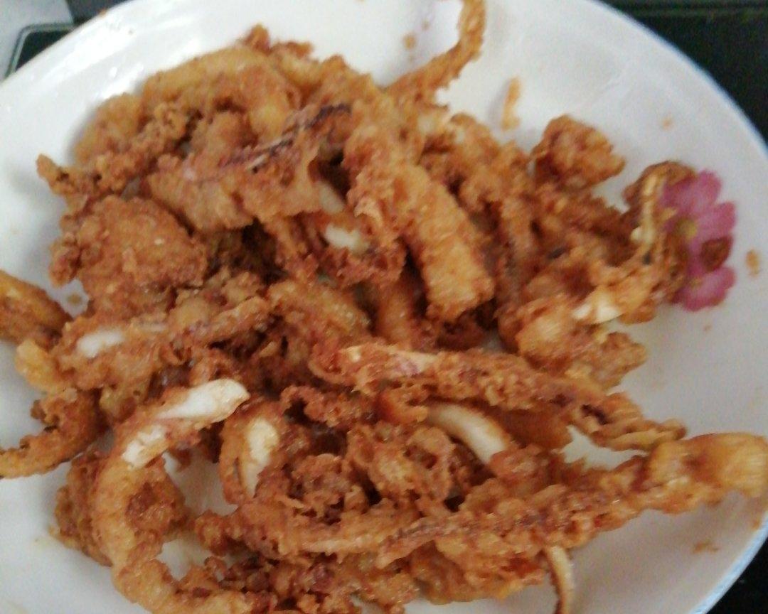 美味的小酥肉炸鱿鱼须