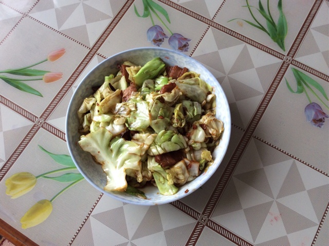 阿婆手撕包菜