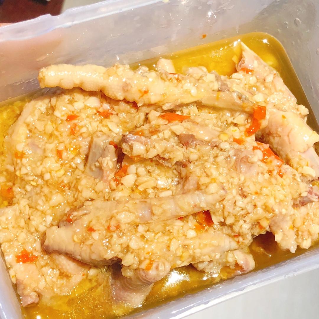 软糯蒜蓉鸡爪