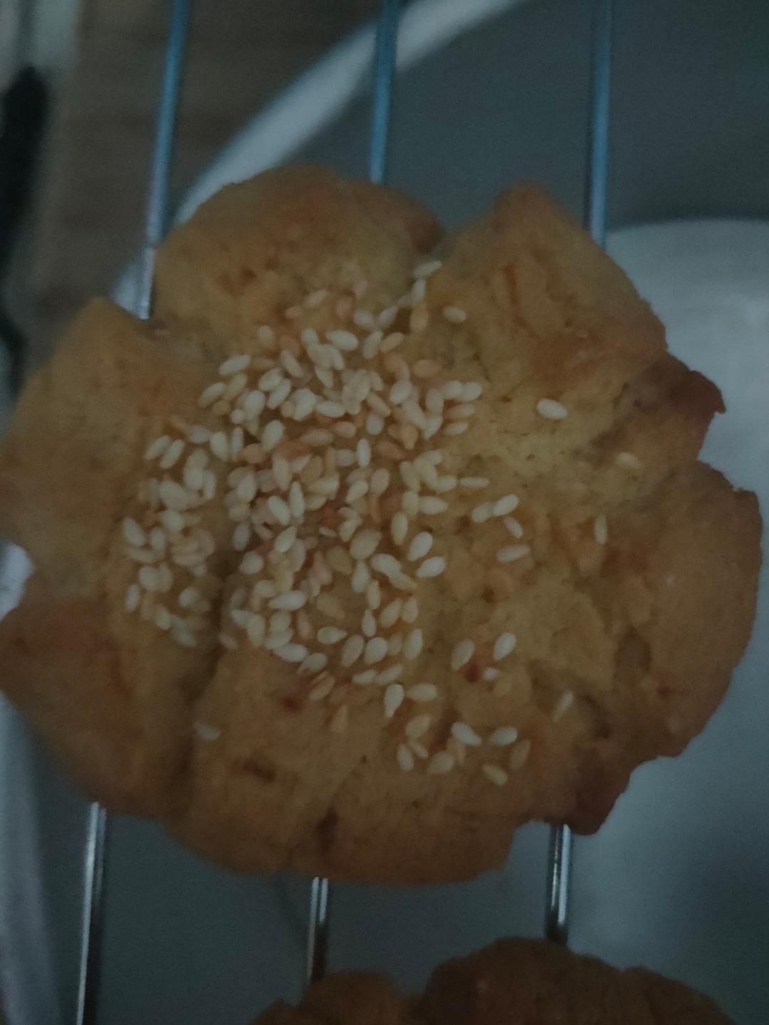 轻轻一按就碎掉的原味桃酥（不输猪油版）