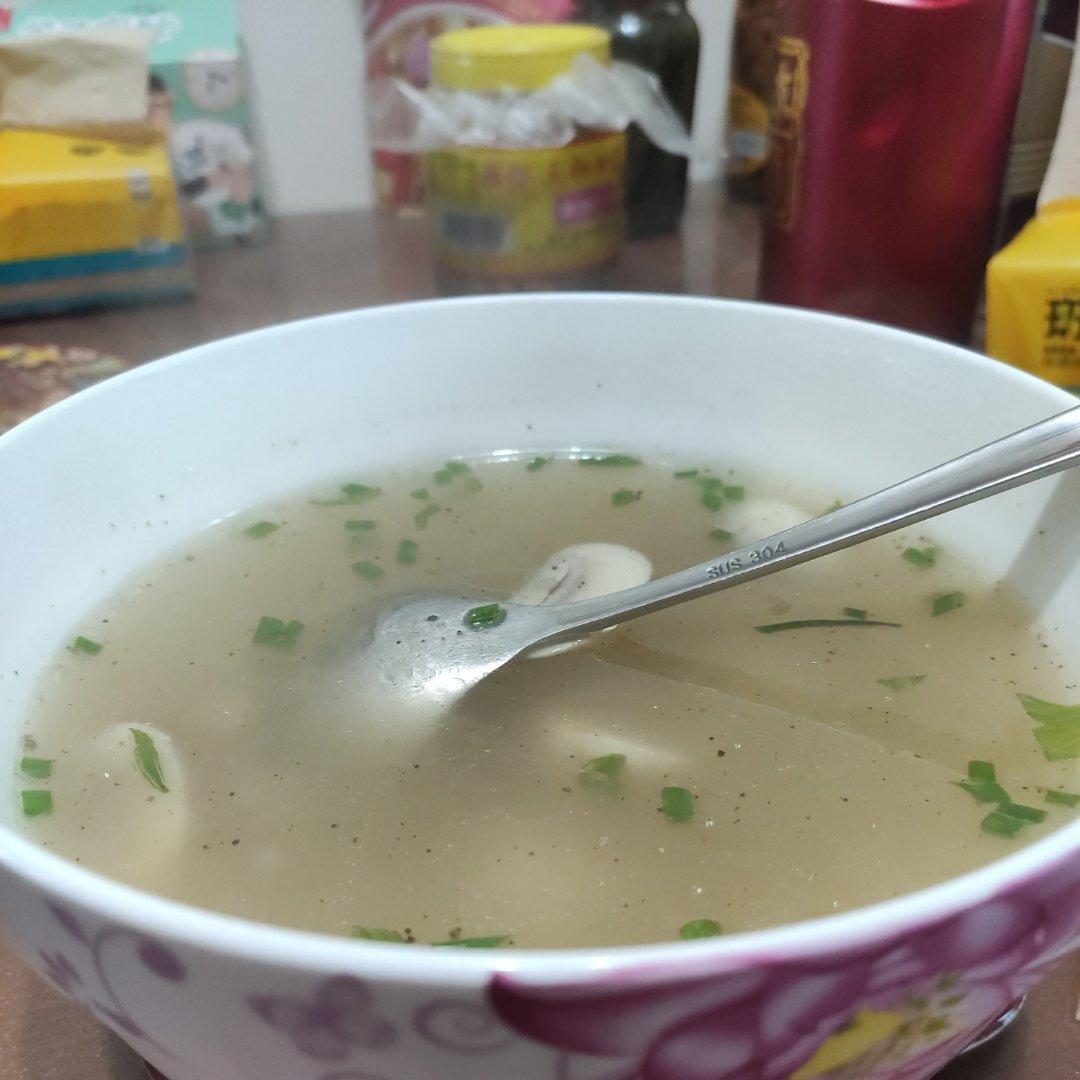 快手汤｜口蘑鲜汤