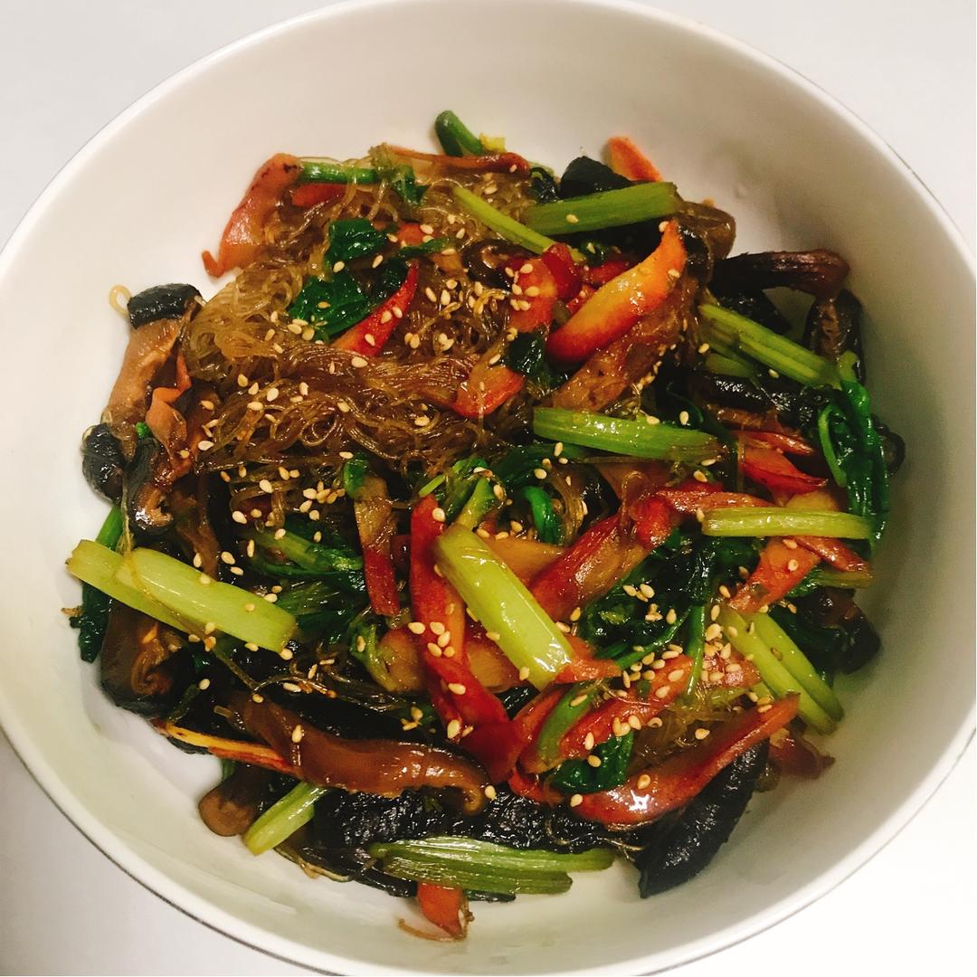 韩式粉丝炒杂菜 Korean Style Glass Noodles with Vegetables