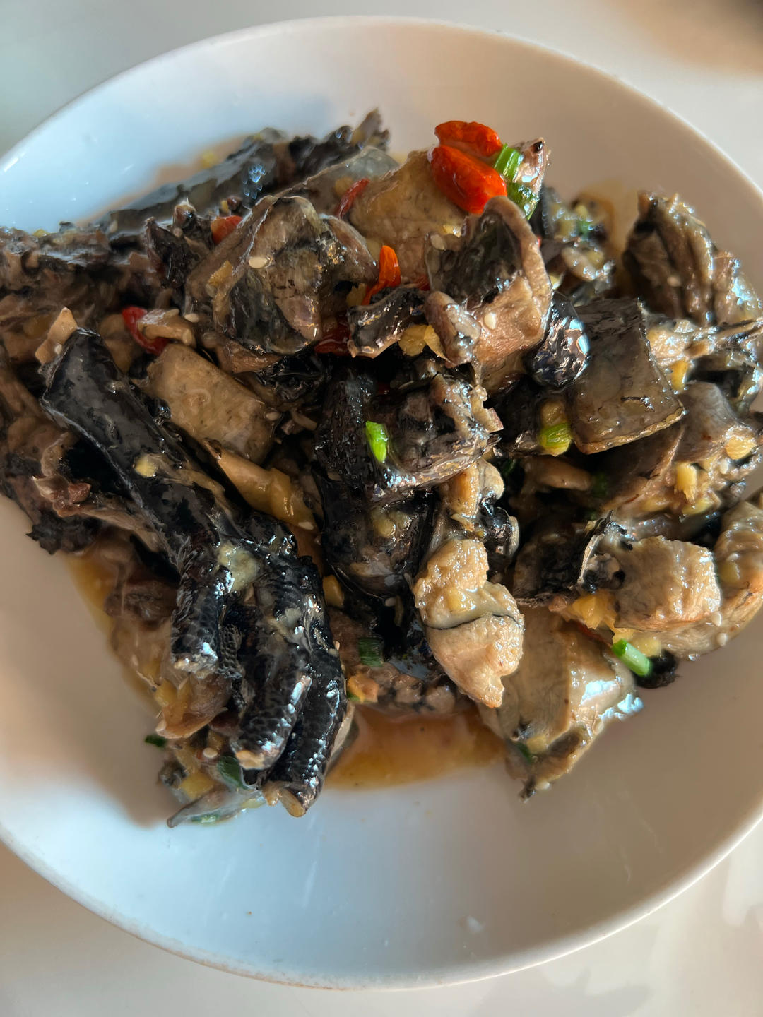 香飘千里之外的姜爆乌鸡，又名麻油鸡，月子鸡