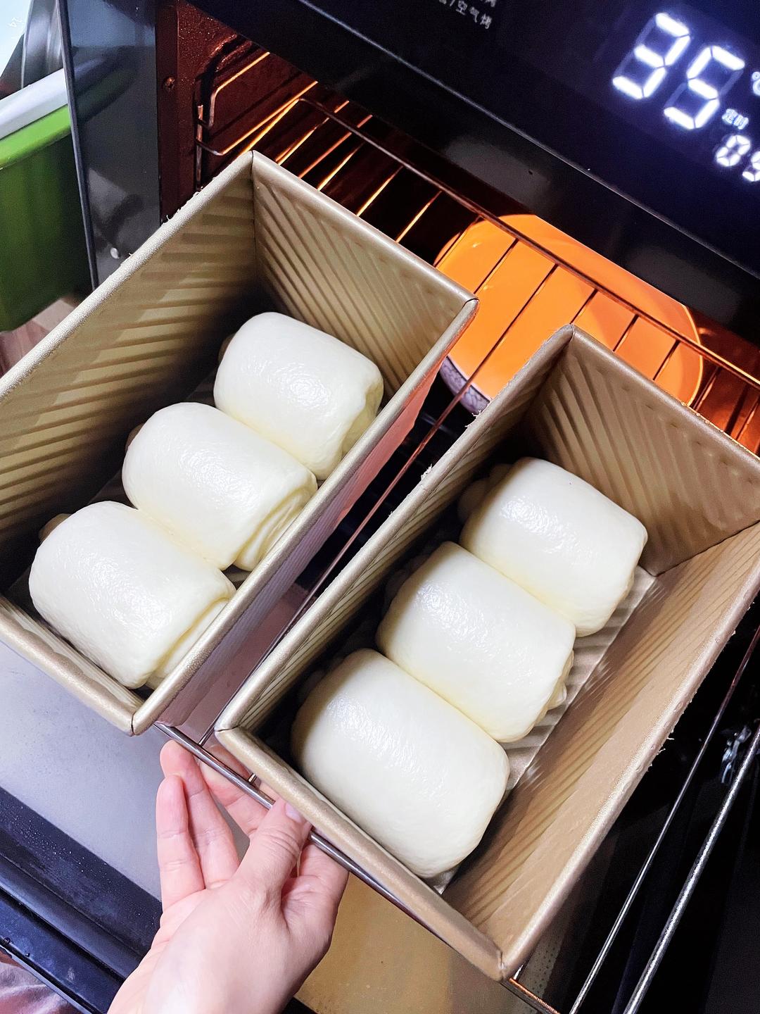 纯奶手撕吐司的做法 步骤1