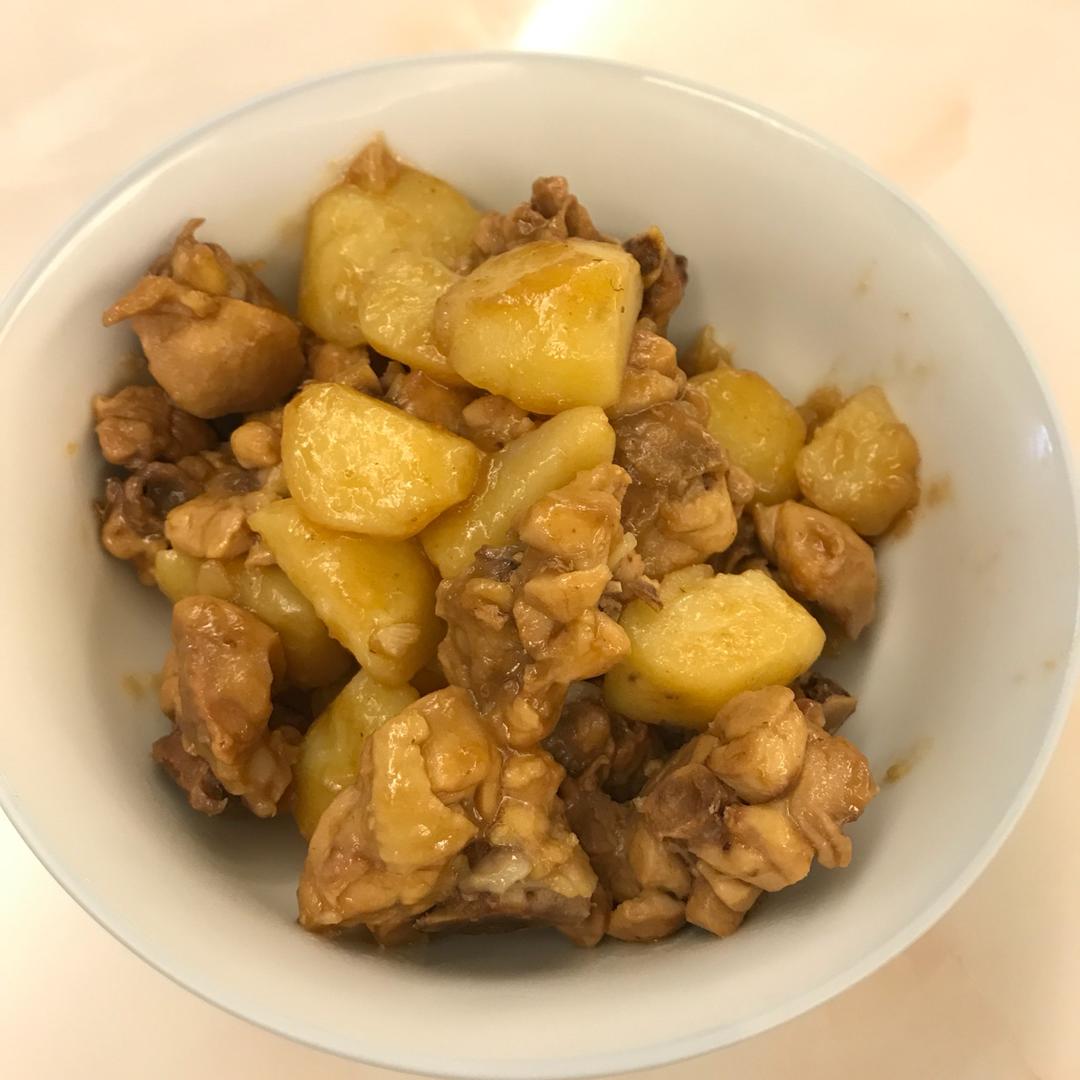 土豆焖鸡腿