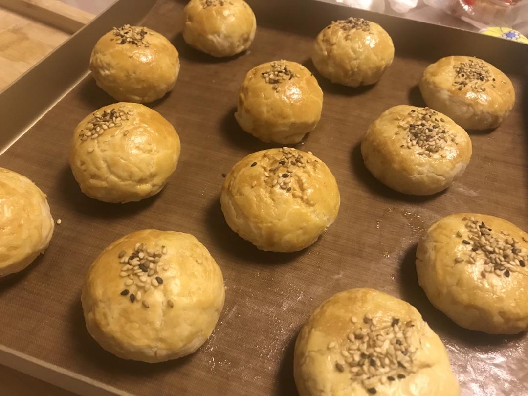 好吃到爆的奶黄酥