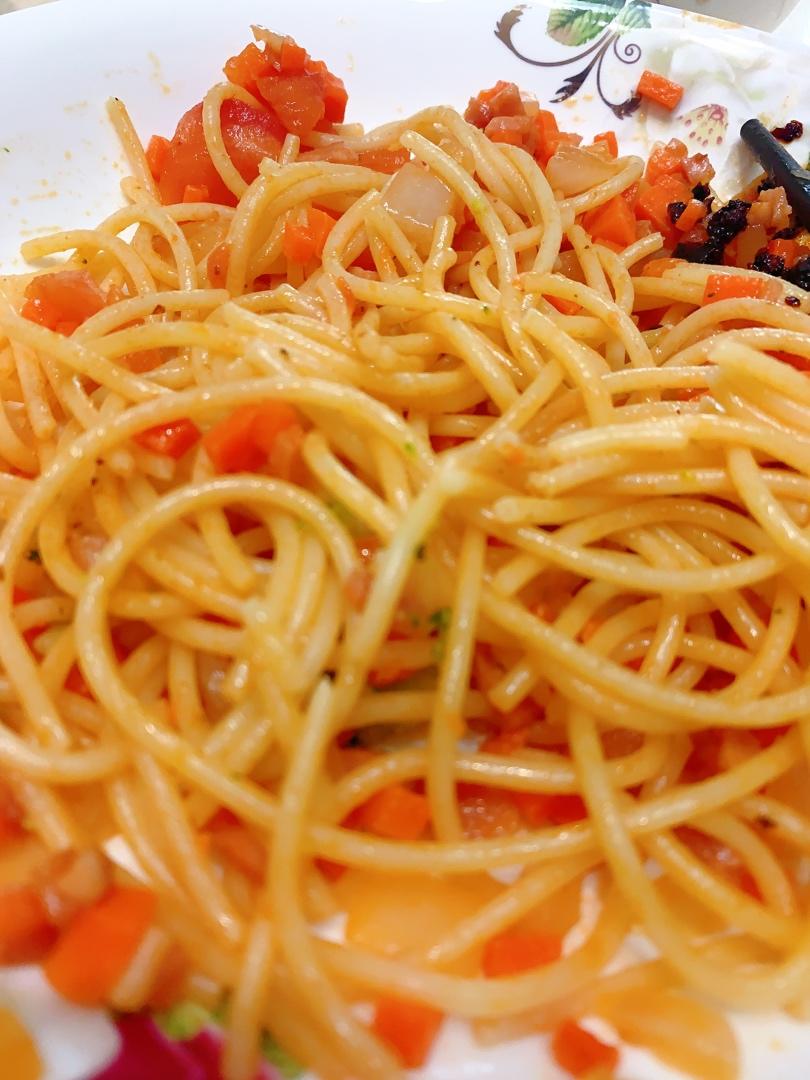 番茄肉酱意大利面