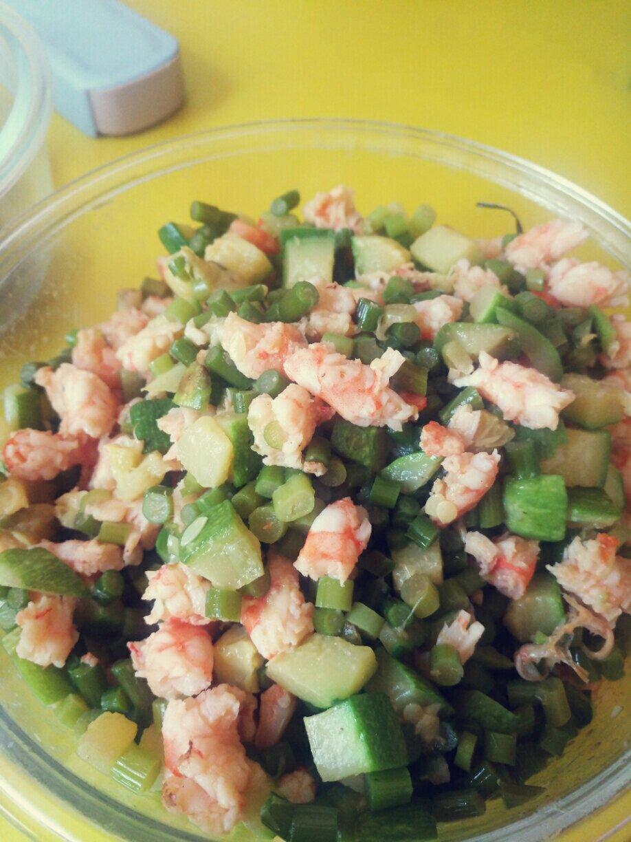 香浓鱼丸蔬菜汤