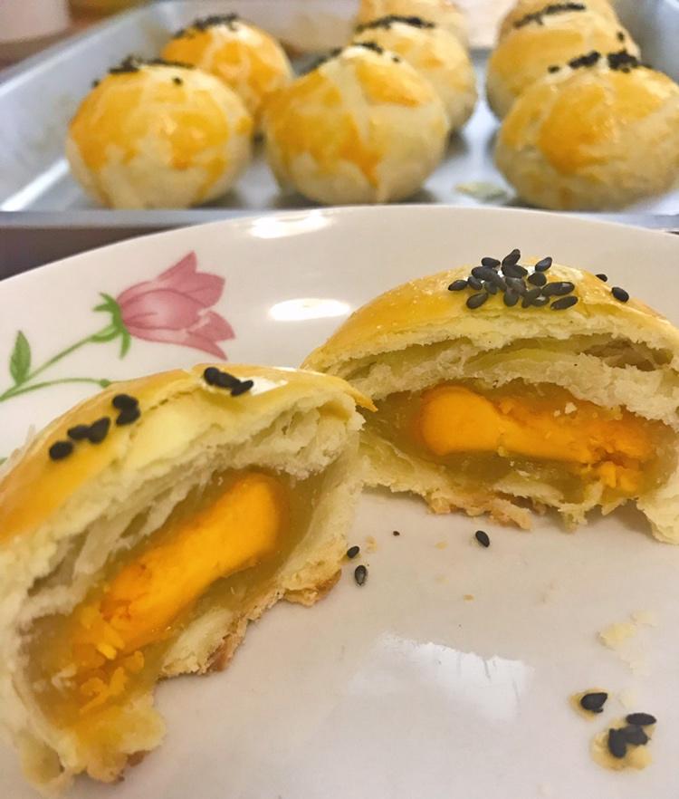 蛋黄酥酥酥（超级奶香黄油版）