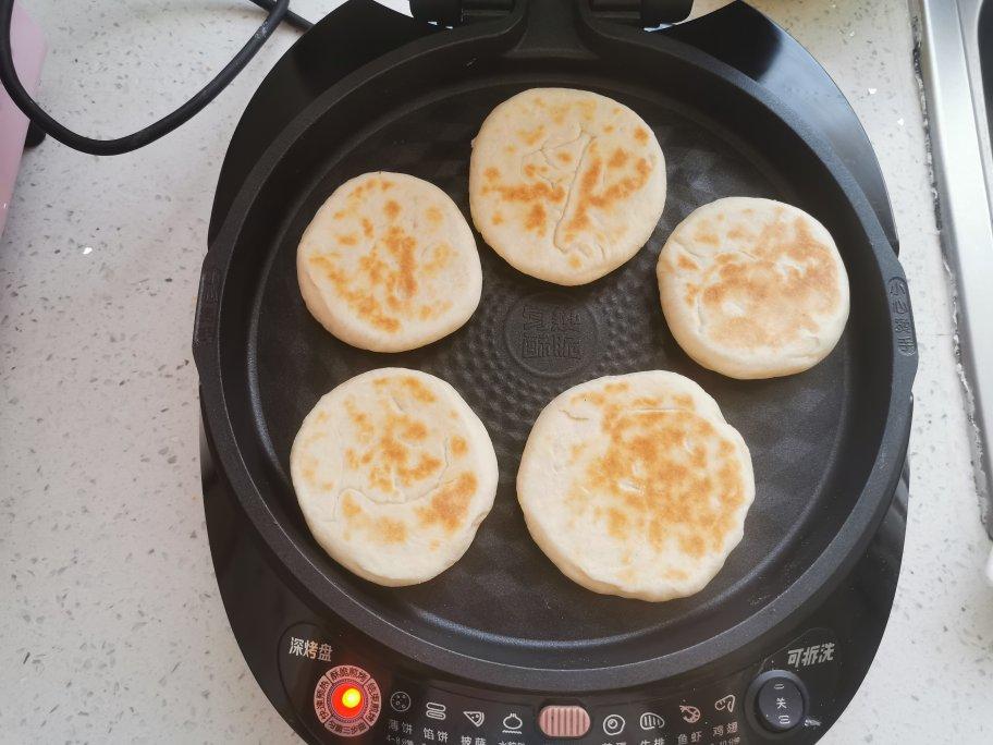 妈妈教做外焦里嫩发面小饼