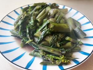 5分钟搞定的清炒紫苔菜的做法 步骤3