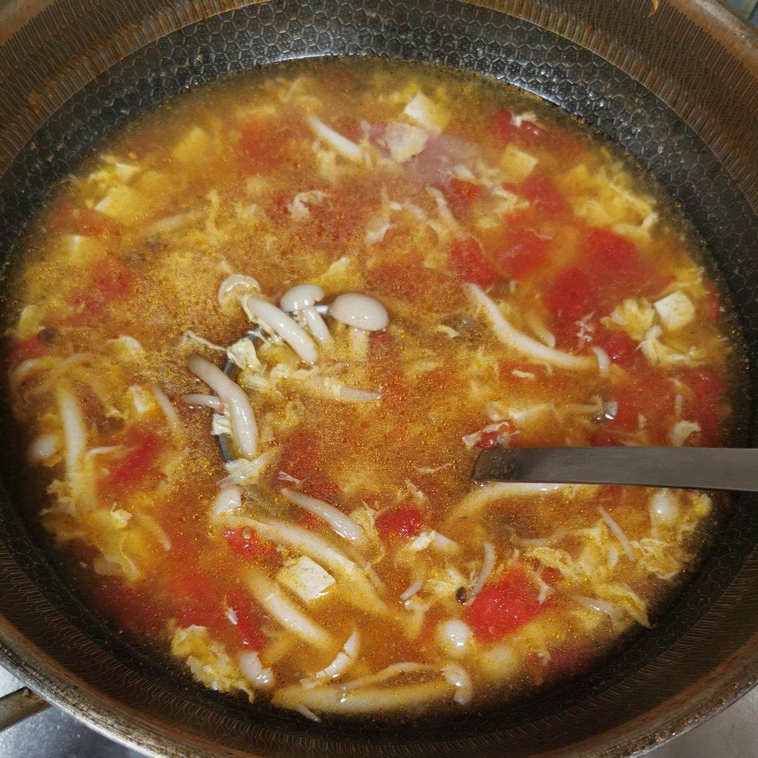 鲜嫩豆腐菌菇汤