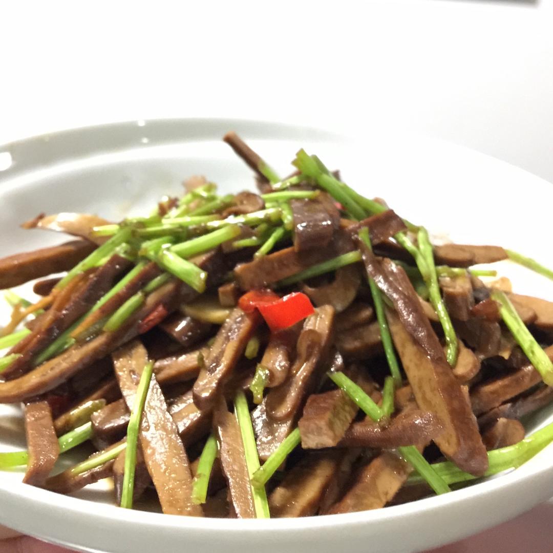 芦蒿炒香干