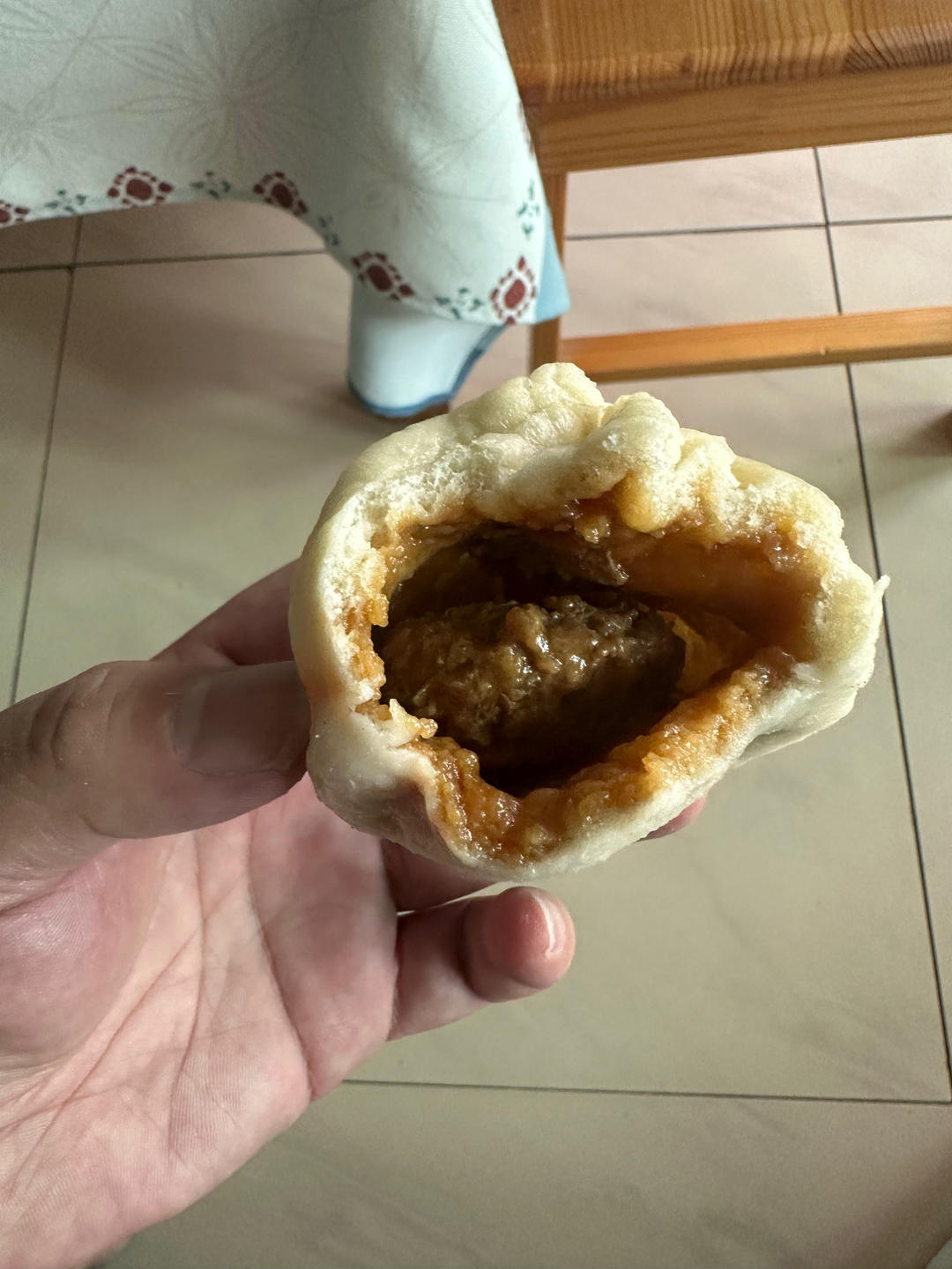 酱肉包子
