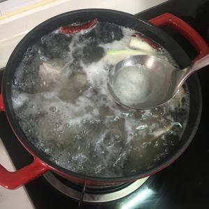 清炖滋补羊排汤的做法 步骤8
