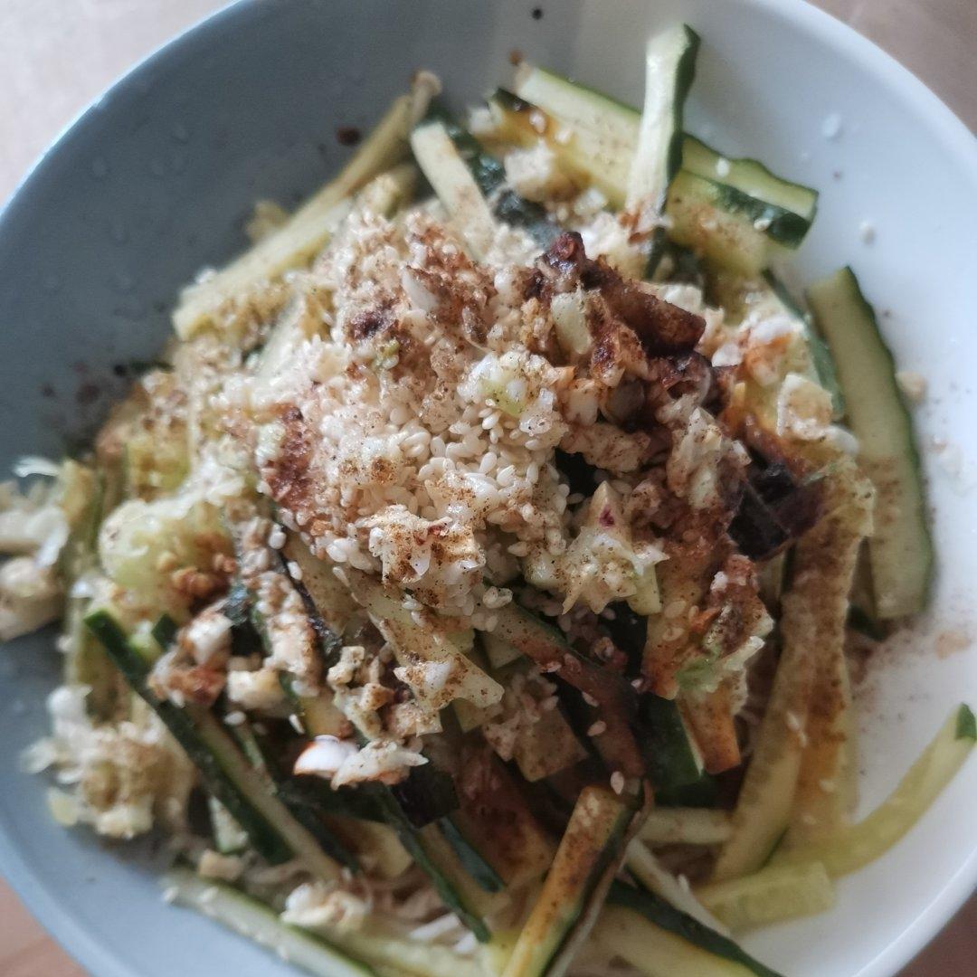 根本停不下来的凉拌金针菇