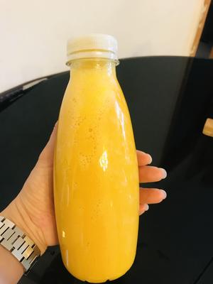 芒果益力多奶昔（一款最喜愛的夏日凍飲）的做法 步骤8