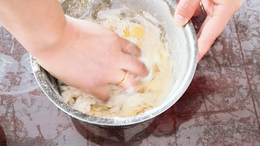 蛋黄酥（黄油版）的做法 步骤6