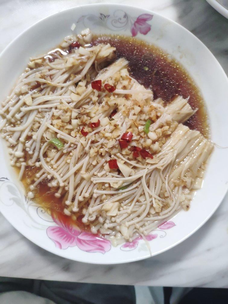 蒜蓉蒸金针菇