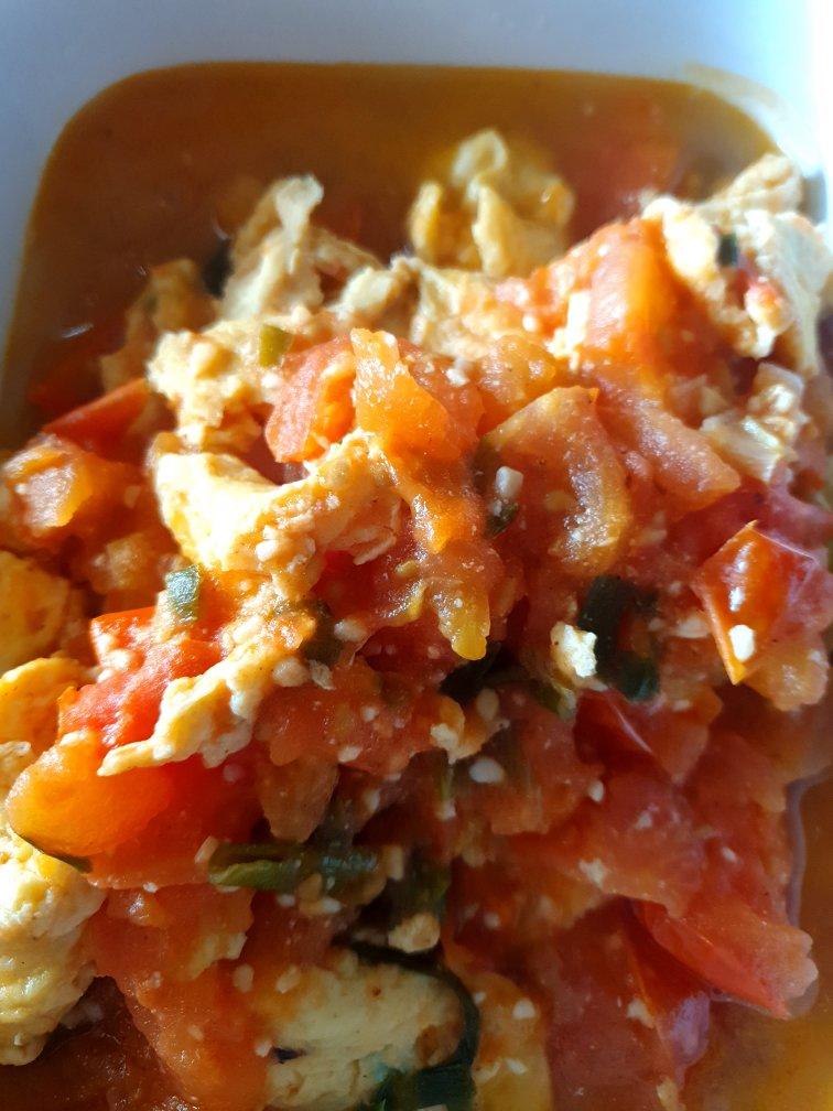 番茄炒鸡蛋（超浓的番茄味）