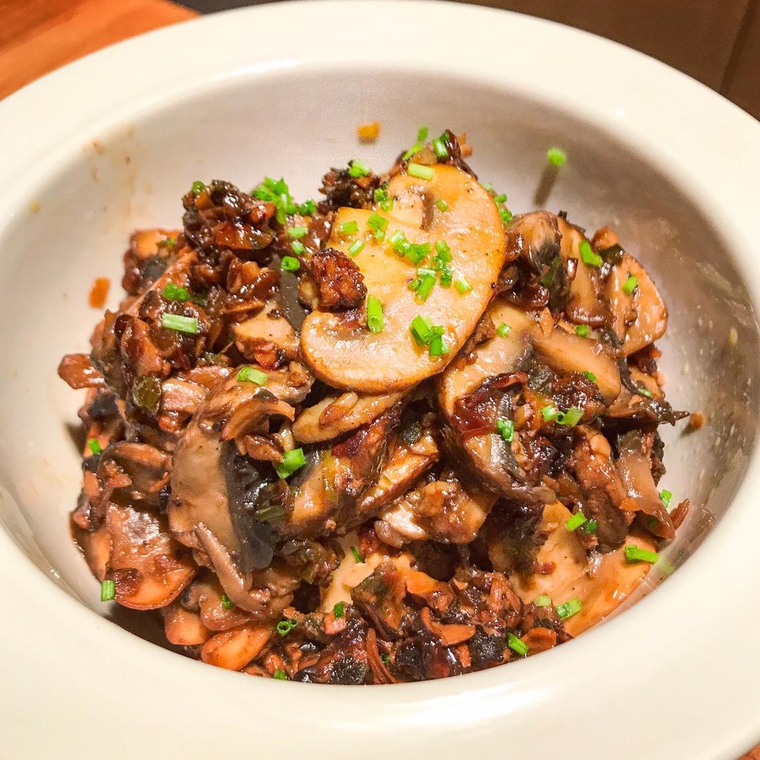 蘑菇炒肉
