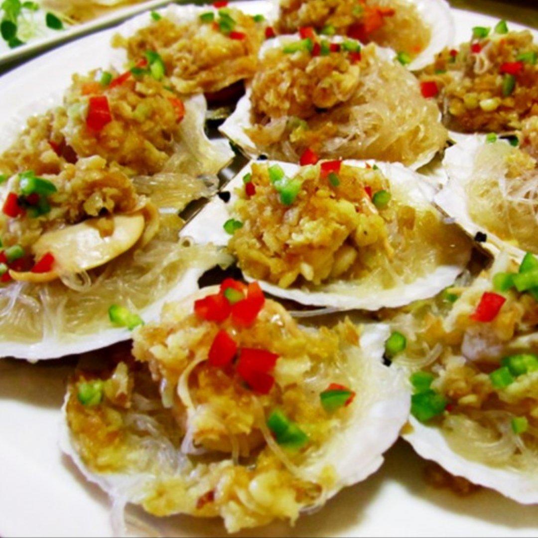 蒜蓉粉丝蒸扇贝（清晰图片步骤讲解）